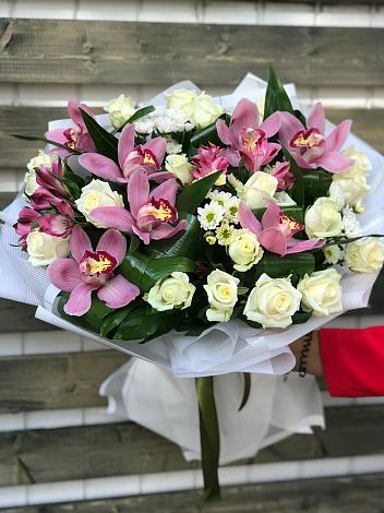Букет цветов из: Розы и Хризантемы в Кабанске