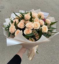 Букет Кремовые розы Латте в Кабанске