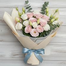 Букет цветов из:  Лизиантусы в Кабанске