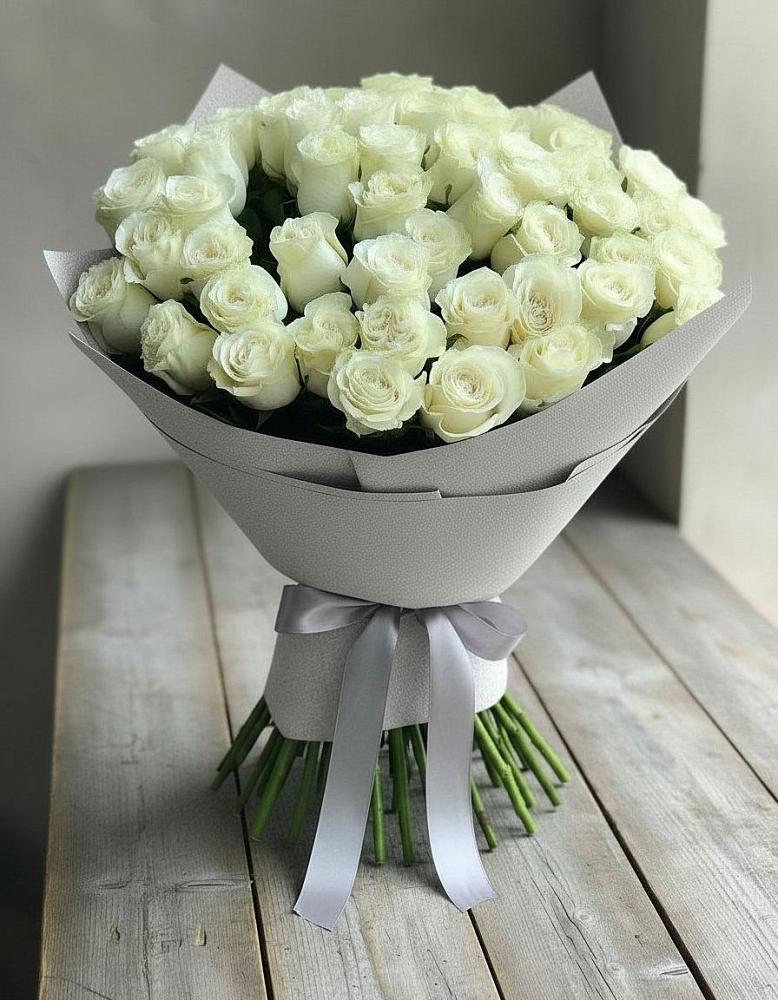 Букет 35 Белых роз в Кабанске