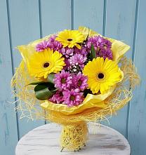 Букет цветов из:  Хризантемы и Герберы #REPLACE_PRED# Кабанске