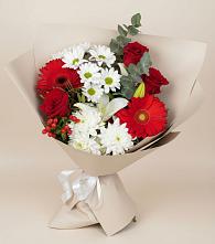 Букет цветов из:  Розы, Хризантемы, Герберы и Лилии в Кабанске