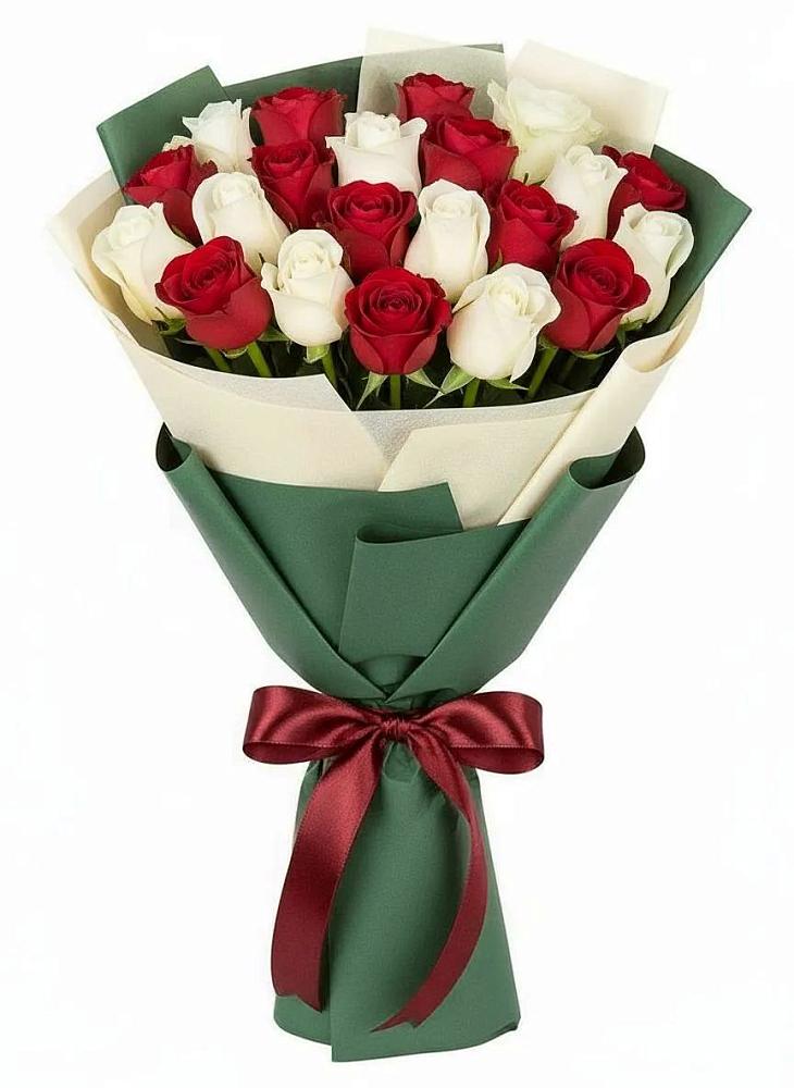 Букет Микс из красных и белых роз в Кабанске
