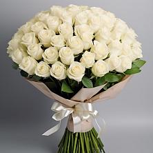 Букет 101 беля роза Белоснежка в Кабанске