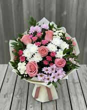 Букет цветов из:  Альстромерии, Гвоздики, Розы и Хризантемы #REPLACE_PRED# Кабанске