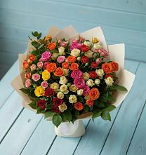 Букет Микс из разноцветных кустовых роз в Кабанске